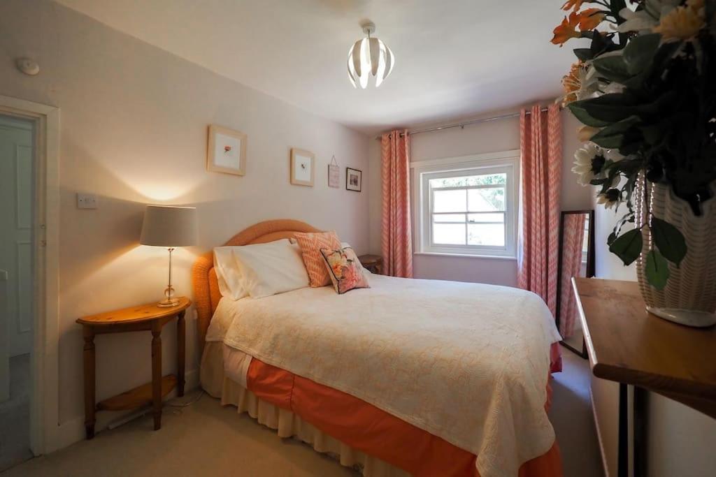 Landford'S Cottage, Your Retreat! 外观 照片
