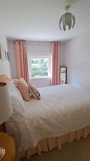 Landford'S Cottage, Your Retreat! 外观 照片